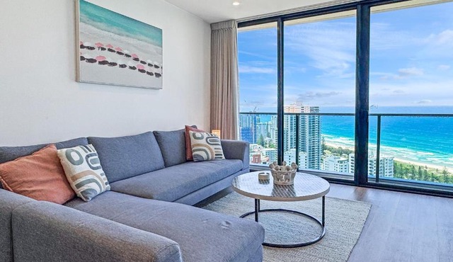 Level 30 Oracle Tower 2 Stunning views and free parking - GC Getaways