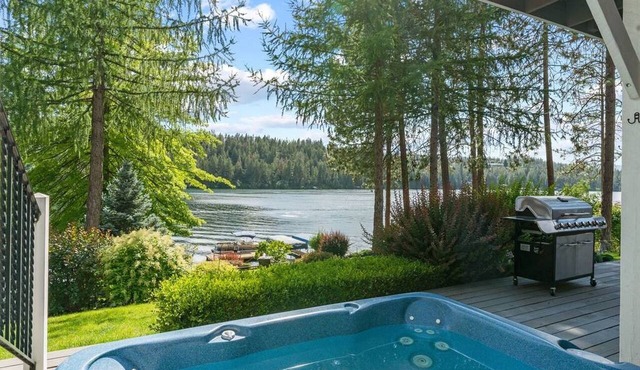 Luxe Lake Home | Hot Tub + Private Dock & Beach