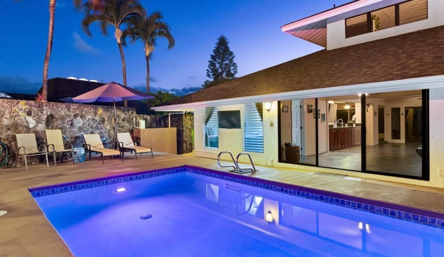Luxurious Makai Villa with Pool and Ocean Views