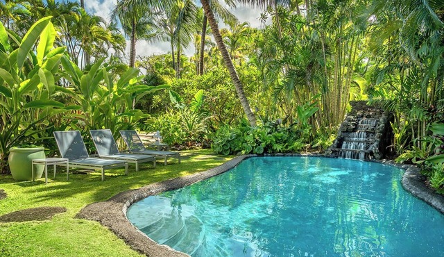 Luxury Beachfront Home in Haena AC, Pool TVNC5141