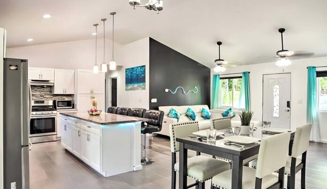 Luxury Hawaii Getaway Close to the Beach & Ocean!