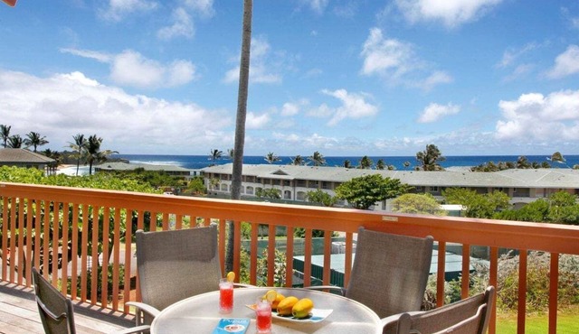 Makanui 111 walk to Grand Hyatt By Suite Paradise