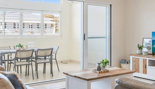 Malibu Apartments Unit 1 and 2 - 5 Oak Street