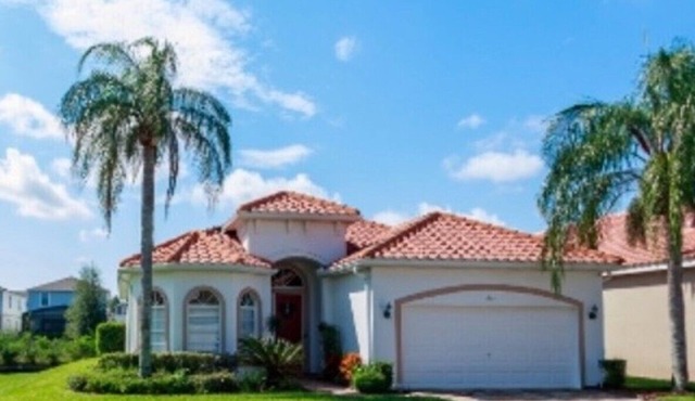 MargaritaVilla Close to Disney Desirable Gated Tuscan Hills 2 Master Ensuites