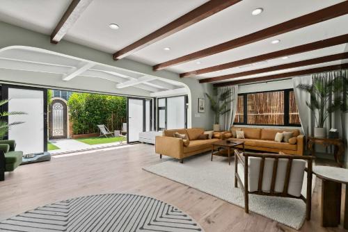 Marina del Rey 4BR Near Beach by Colby and Conrad