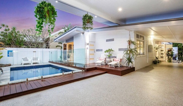 Miami Beach House With In Ground Heated Pool