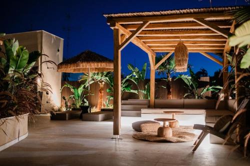 Mocca Living Premium Stay