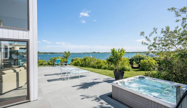 Montauk Lake House