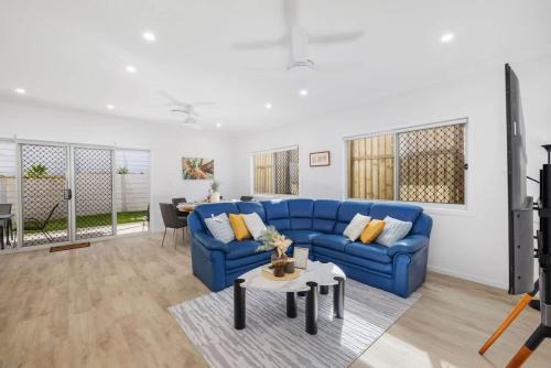 NEW 4BR Modern Family Home WiFi & Central AC