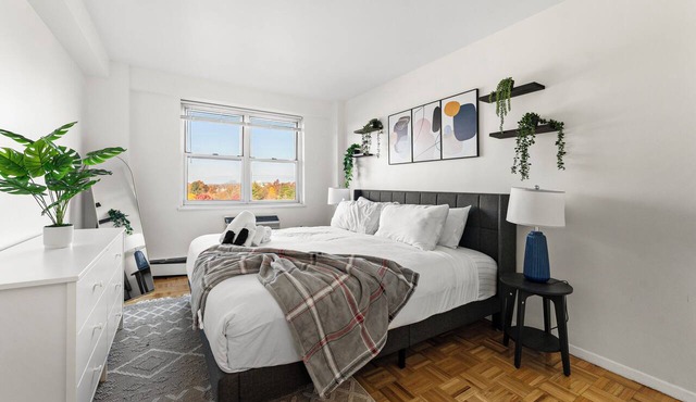 Nice 2bd/1.5ba near BU cwa1