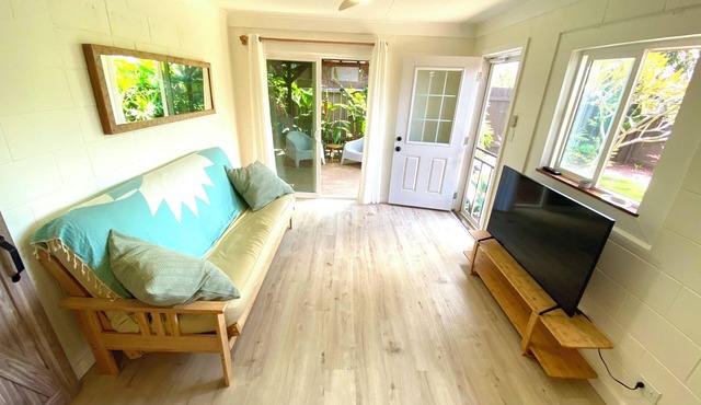 North Shore Country Getaway- steps to the ocean