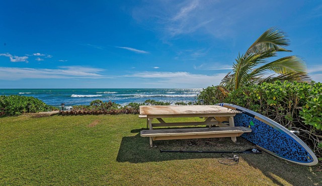 Ocean-Beach Front Family Dream Vacation Ewa Beach Home w/Full Beach Access