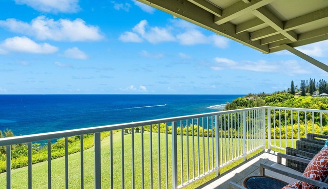 OCEAN FRONT! STUNNING OCEAN VIEWS FROM EVERY ROOM IN THIS 2BR 2BA CONDO