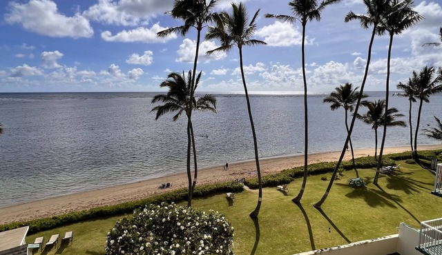 Oceanfront condo off the beaten path! MIN 30 DAYS