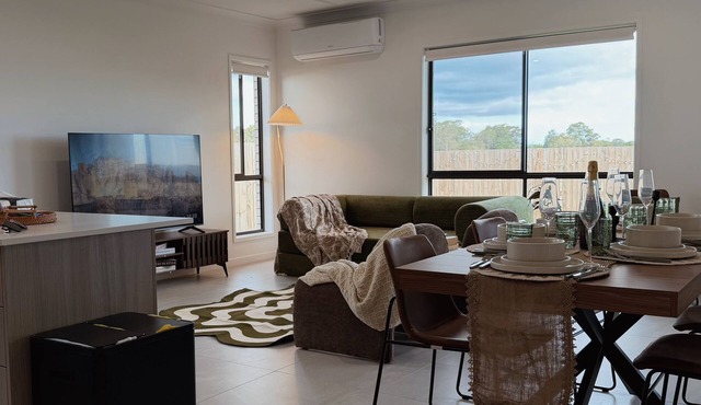 Olive House | Designer Stay for Families & Groups
