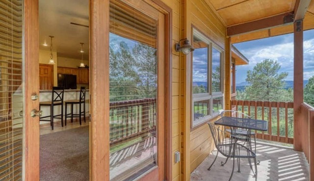 One bedroom Golf Course condo with A/C