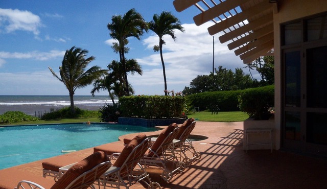 One of a kind private Luxury beachfront Estate with oceanfront pool & jacuzz