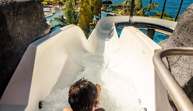 OUTRIGGER Kona Resort & Spa