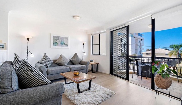 Paradise Ocean 2 Bedroom Apartment - CoastHM