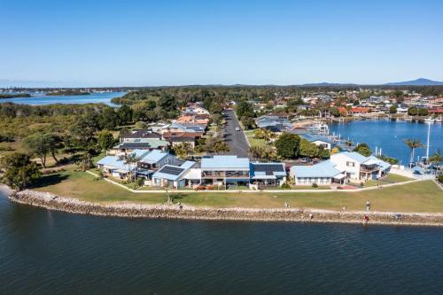 Peninsula Court 5- Stone Real Estate Yamba