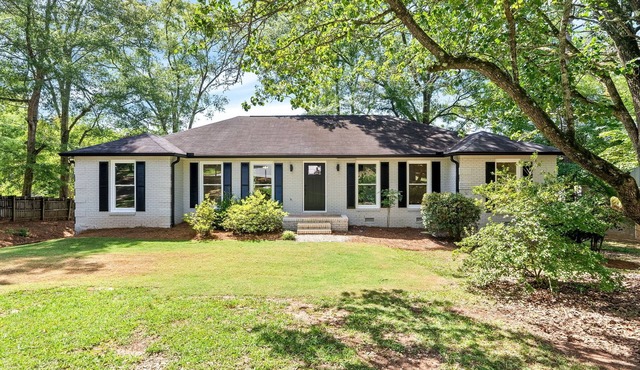 Phenomenal 4-bedroom home in Opelika close proximity to Robert Trent Jones
