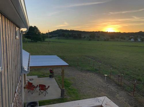 Pleasant Valley Farm Dairy Barn writer's retreat