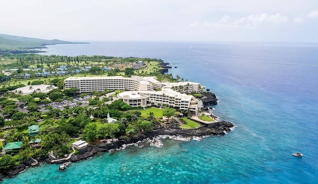 Relax in Your 3 Convenient Units! 2 Pools, Minutes to Beach & Haleo Luau!