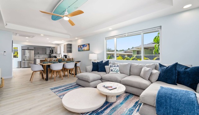 Relaxing 5bd/3ba Kailua Home Just Steps from Kailua Beach with Wifi and A/C