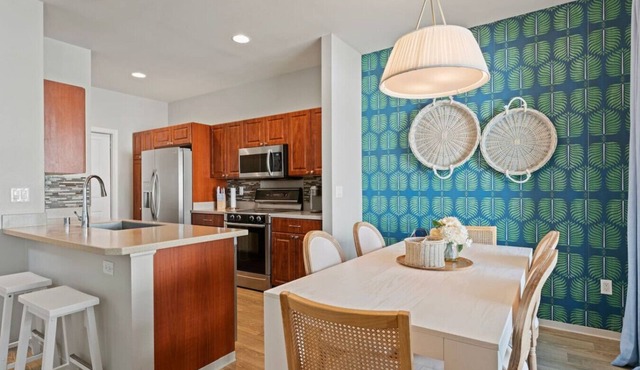 Resort Living Water Sports Golf Modern Decor