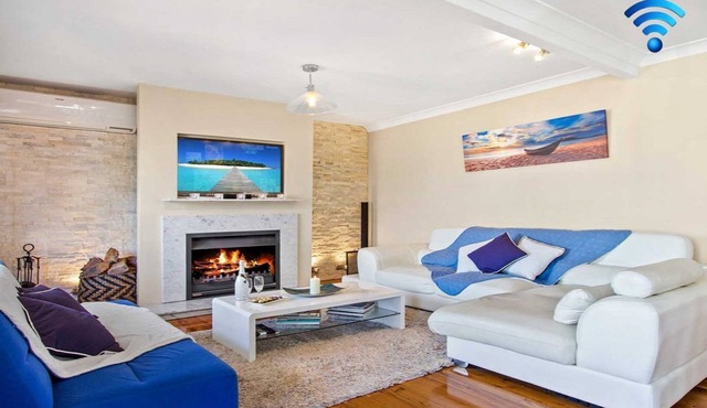 Sea Gem - air conditioning, fireplace