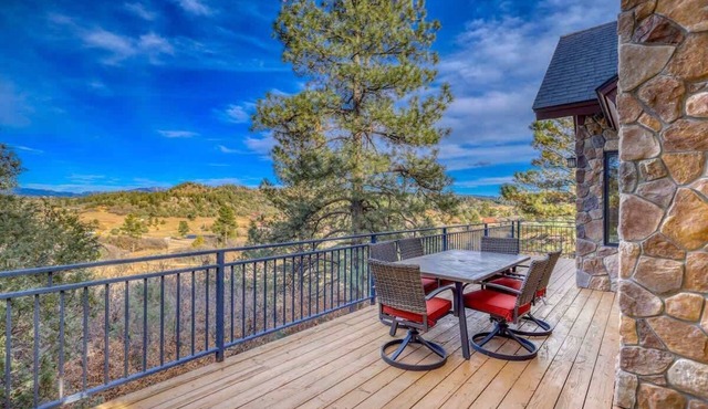 Secluded Cabin w/Hot Tub on 8 Acres