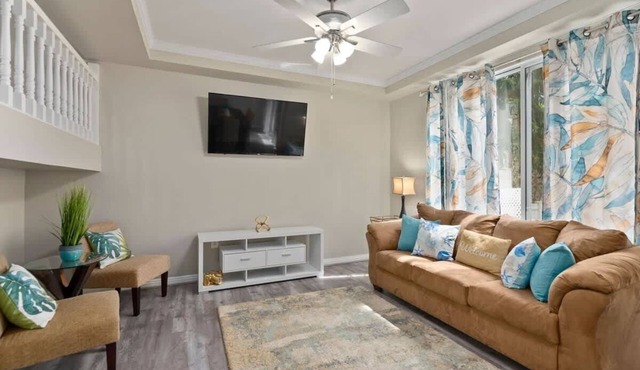 Serene Oasis - Home Away from Home