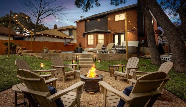 Shady Oak: Pool, Hot Tub, Game Room | Sleeps 12