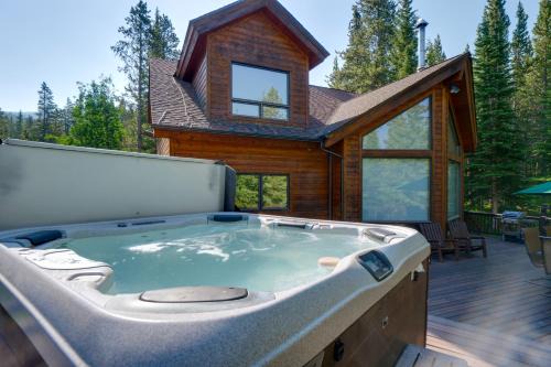 Snowshoe & Ski: Home w/Mtn-View Deck in Breck!