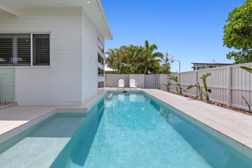 Soleil at Salt Pet Friendly, Pool, 500m to beach