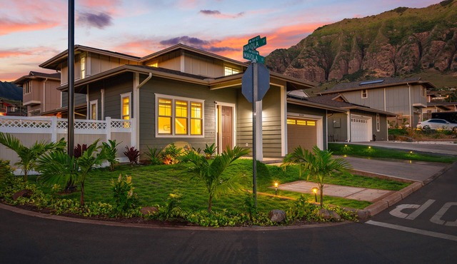 Stargazing Mountainside Cottage by Pristine Beaches