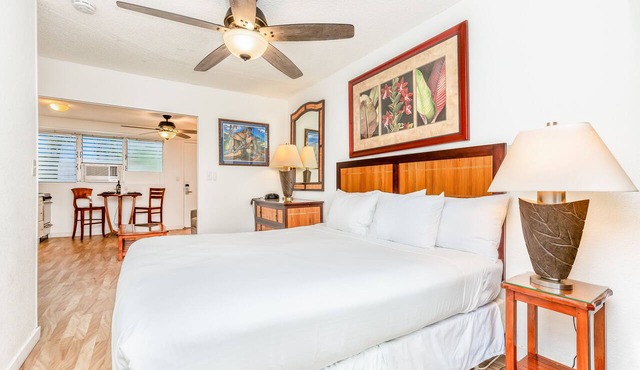 Steps from the Beach Family Retreat w/Free Parking in Boutique Style Building