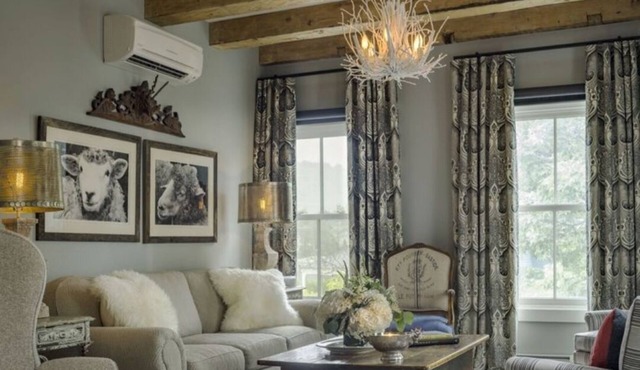 Stowe Globe - The Ultimate Stowe Village Getaway