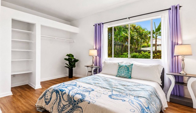 Studio + 2 Small Bonus rooms with AC, Big Covered Patio, Near Beaches/Airport