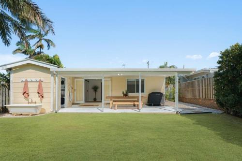 Sundaze at Fingal -Pet Friendly Beach cottage