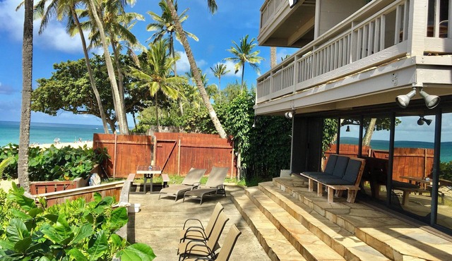 Surfer's Dream: 4-Bedroom Beachfront, Sleeps 12!
