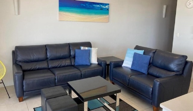 Surfside Court - Hosted by Burleigh Letting
