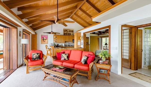 Surfside Suite at Seaspray Ocean View