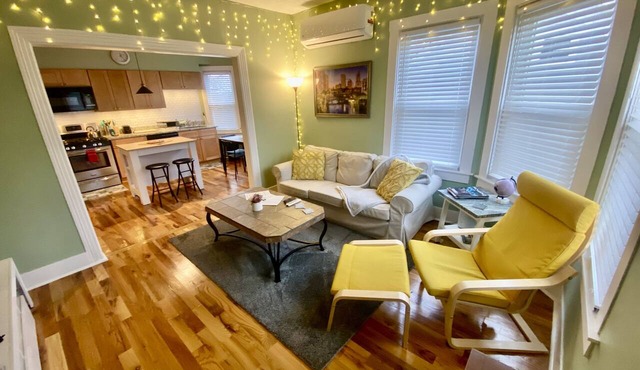 ⭐The Rhody Retreat⭐ Minutes from Downtown ⭐Modern, Spacious, Highly Rated!⭐