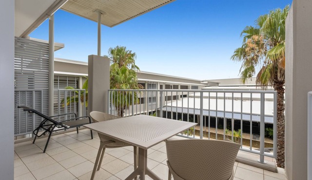 The Sand Resort Kingscliff - One Bed Spa Suite (8304) - Holiday Management Co.
