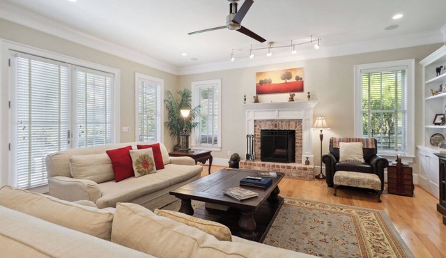 Tons of Space & Gorgeous Porch!