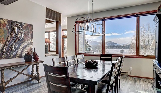 Uncover your Zen moments with the panoramic views from a rooftop deck!