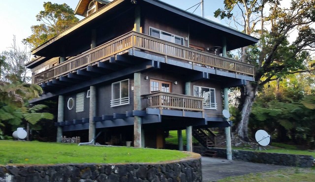 Volcano Acres Ranch B&B