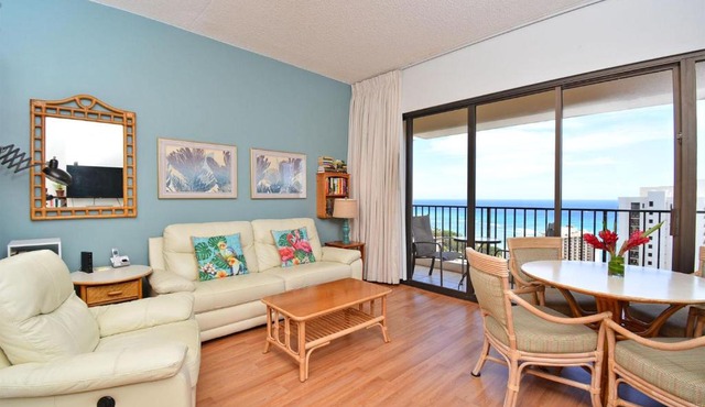 Waikiki Banyan #3810-T2