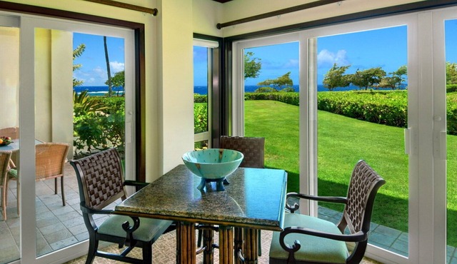Waipouli Beach Resort Exquisite Ocean Front Condo in Oceanfront "H" Building